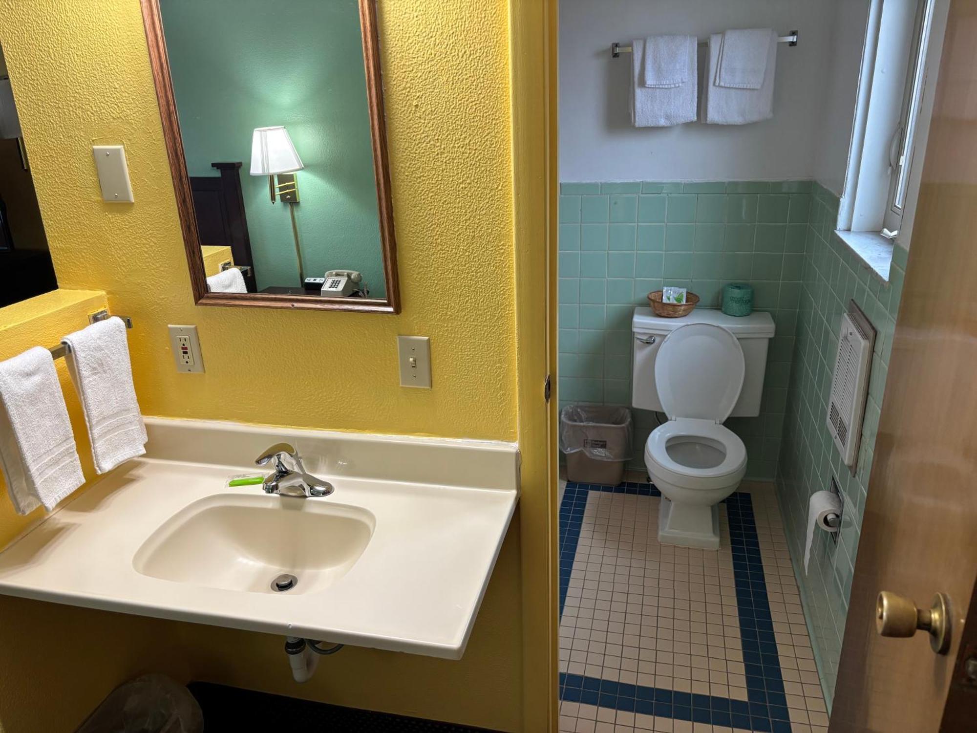 Budget Host Inn סומרסט מראה חיצוני תמונה